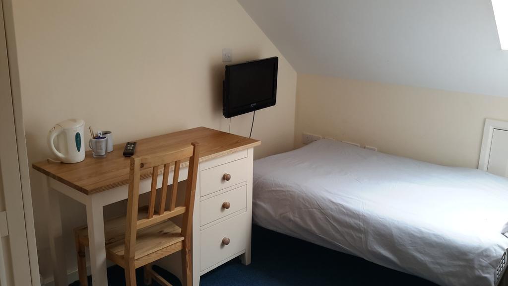 Bridge Farm Guesthouse Rooms Dundry Exteriör bild