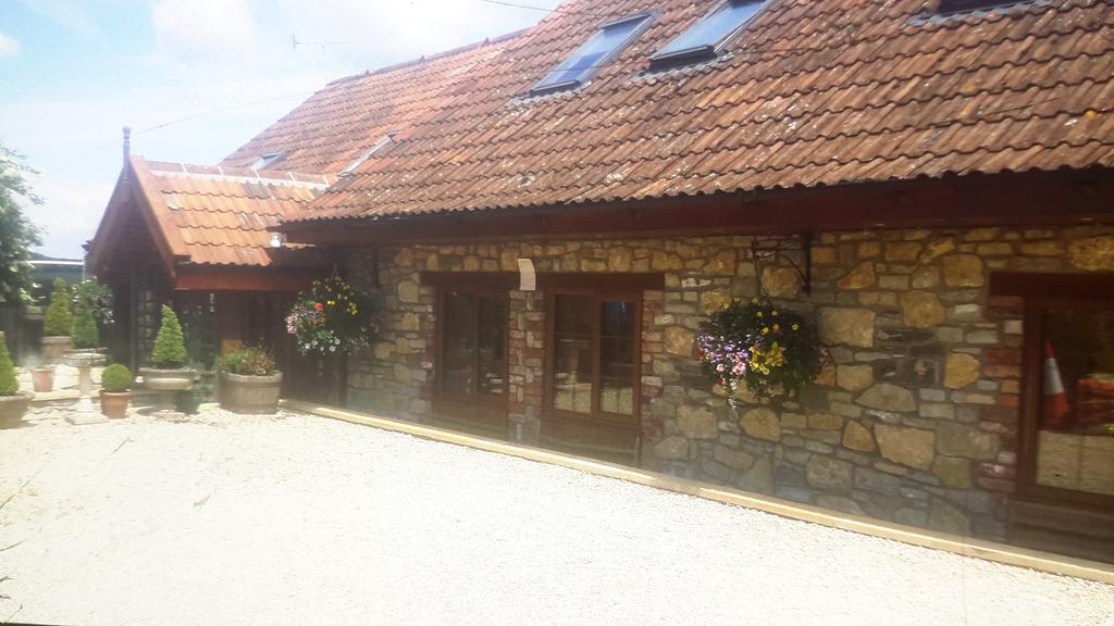 Bridge Farm Guesthouse Rooms Dundry Exteriör bild