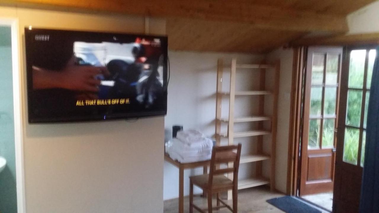 Bridge Farm Guesthouse Rooms Dundry Exteriör bild